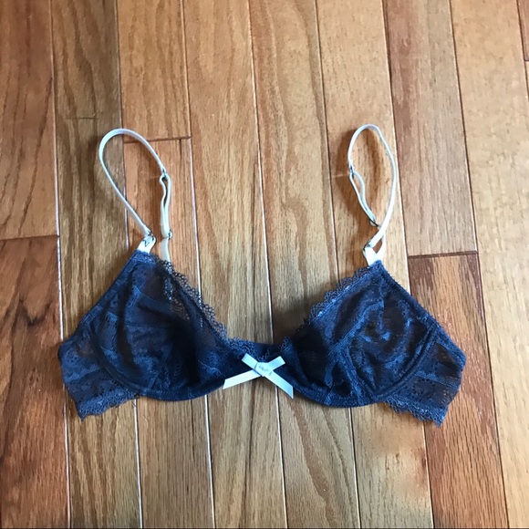 Victoria’s Secret Demi lace bra - Picture 3 of 3